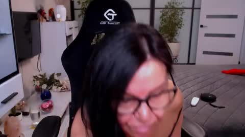 Monika online show from March 20, 9:58 am