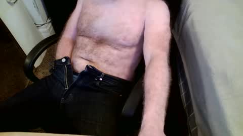 Hairystud8 a href title Protection St online show from October 27, 8:03 am