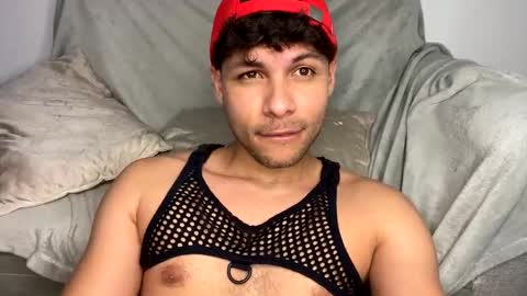 Independent       model  online show from February 27, 3:29 am