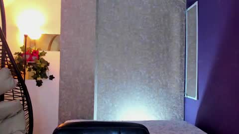 Snapshot of halaana_tendeer chatting on February 22, 12:29 pm halaana tendeer online show from February 22, 12:29 pm