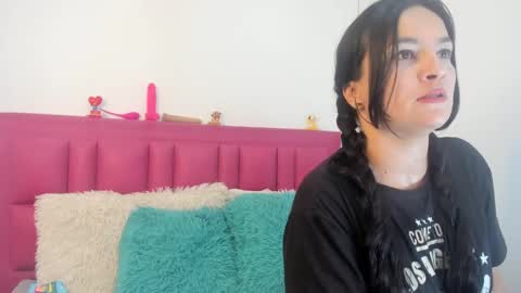 Mely online show from January 24, 7:39 pm