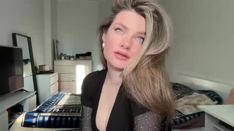 haley_rune online show from February 5, 9:36 am