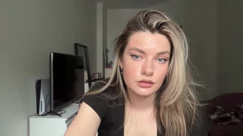 haley_rune online show from February 3, 11:20 am