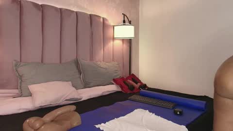  Hally Bans  online show from March 24, 7:09 pm