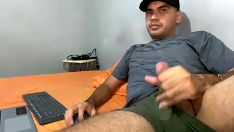 hamiltong12 online show from November 12, 5:21 am