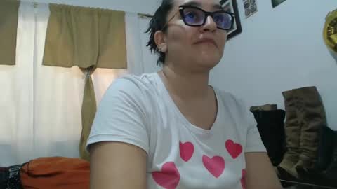 Snapshot of hammer9247 chatting on September 22, 5:50 pm hammer9247 online show from September 22, 5:50 pm