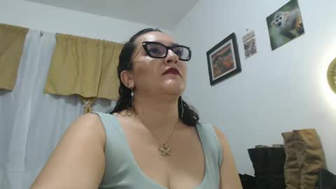 Snapshot of hammer9247 chatting on September 17, 11:30 pm hammer9247 online show from September 17, 11:30 pm