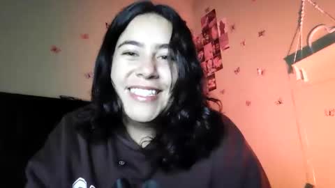 Hanah Montana Independent model online show from June 8, 2:29 pm