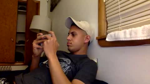 handsome01_ online show from January 11, 1:44 am