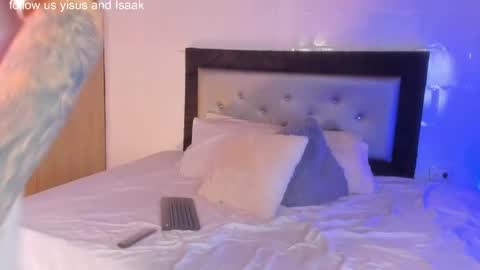 handsome_boys69 online show from May 15, 5:49 am