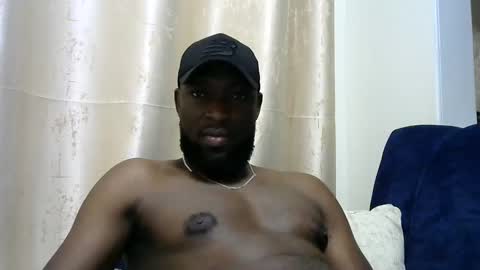 Snapshot of handsome_king30 chatting on January 10, 4:09 pm handsome king online show from January 10, 4:09 pm