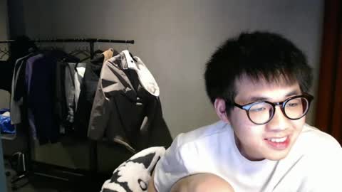 handsome_mannn online show from March 1, 7:37 pm