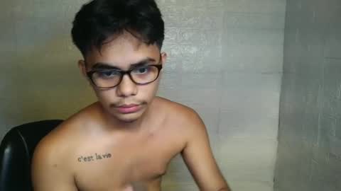 handsome_vanana online show from February 9, 5:38 pm