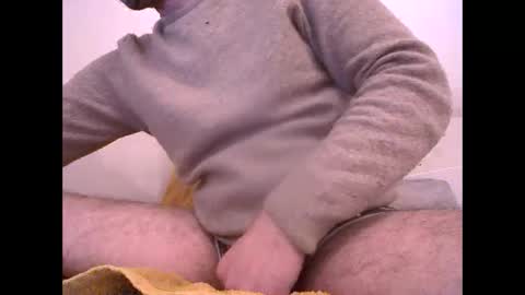 handsomepenis20cm online show from April 2, 3:52 pm