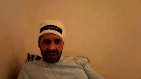 handsomepenis20cm online show from November 16, 10:12 pm