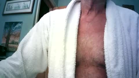 handymanforyou177322 online show from August 2, 11:45 am