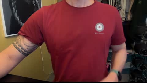 hanky online show from January 17, 1:35 pm