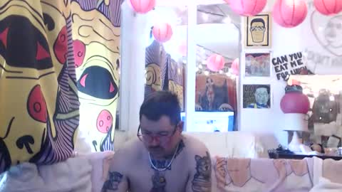 hank rams online show from April 11, 7:18 pm