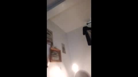 hankskrave online show from December 21, 5:30 pm