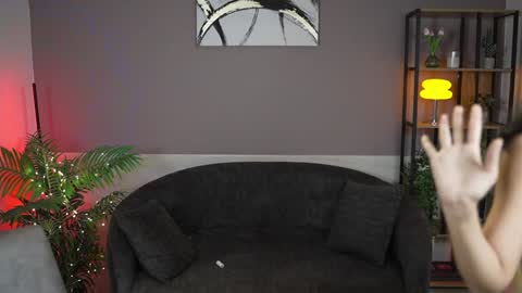 hanna_costtello online show from March 20, 5:12 am