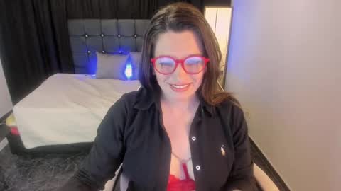 Snapshot of hanna_ma chatting on October 3, 2:36 pm hanna_ma online show from October 3, 2:36 pm
