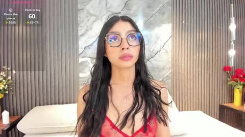 Hanna S online show from May 27, 11:51 am