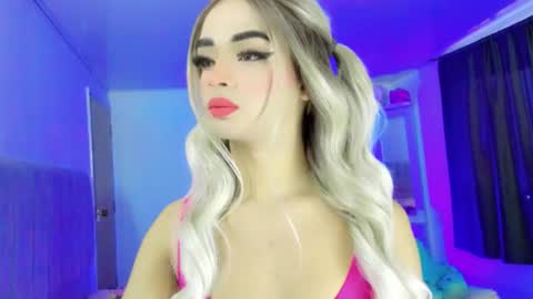 hannah backers online show from December 14, 9:32 pm