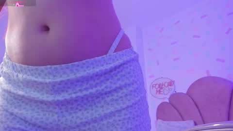 Hannah online show from December 5, 10:29 pm