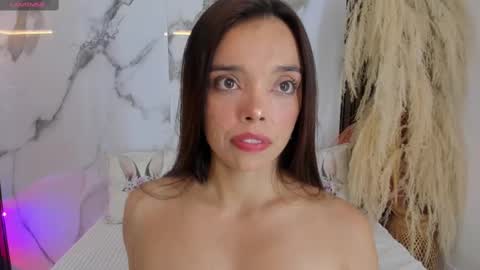 Snapshot of hannahill69 chatting on October 1, 4:55 am Hannahill69 online show from October 1, 4:55 am
