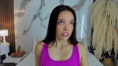 Snapshot of hannahill69 chatting on March 10, 4:38 am Hannahill69 online show from March 10, 4:38 am