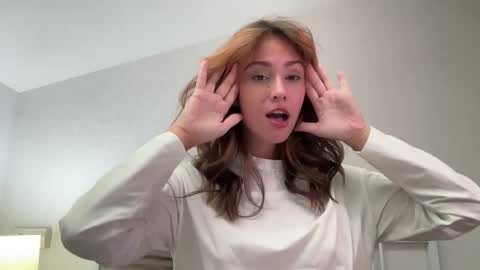 hannahinto online show from November 4, 10:27 am