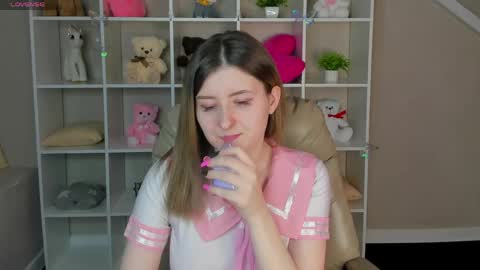 Hanna online show from March 24, 9:15 am