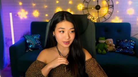 hannarosie online show from January 18, 8:51 pm