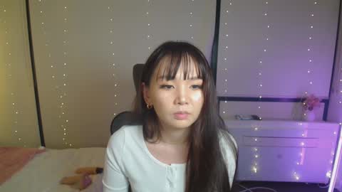 Snapshot of hannavibe chatting on March 8, 9:50 am HannaVibe online show from March 8, 9:50 am