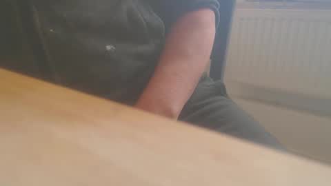 hannes_k online show from October 29, 11:45 am