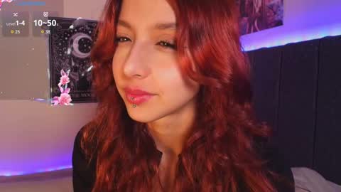 Snapshot of hanniesmile chatting on October 5, 12:52 am Hanni online show from October 5, 12:52 am