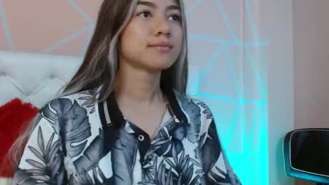 Snapshot of hantonella chatting on September 16, 8:01 pm Anto online show from September 16, 8:01 pm