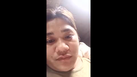 happy00725310 online show from November 23, 6:22 am