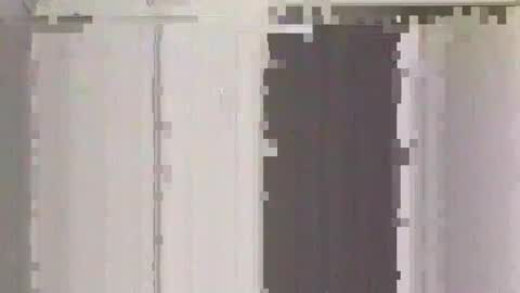 Snapshot of happydick69a chatting on January 5, 9:47 pm happydick69a online show from January 5, 9:47 pm