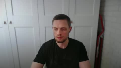 happyvelvetpaw online show from April 12, 10:52 am