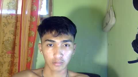 Snapshot of hardcockalex19 chatting on October 25, 5:41 am Alex and luna online show from October 25, 5:41 am