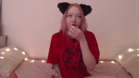 Emily online show from March 4, 10:07 pm