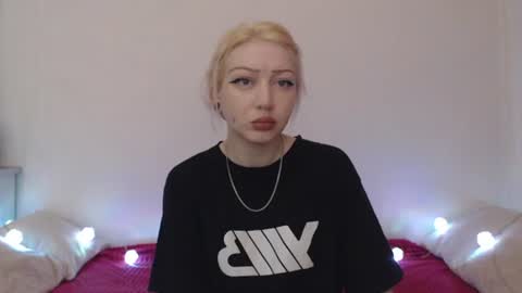 Emily online show from July 1, 10:29 pm