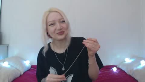 Emily online show from July 7, 10:36 pm