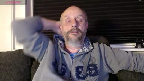 Snapshot of hardmrlazy chatting on October 14, 7:28 pm MrLazy online show from October 14, 7:28 pm