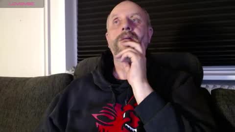 Snapshot of hardmrlazy chatting on October 5, 7:21 pm MrLazy online show from October 5, 7:21 pm