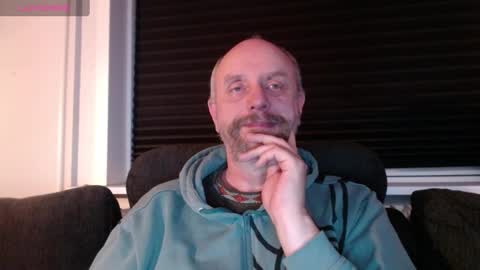 Snapshot of hardmrlazy chatting on February 24, 7:41 pm MrLazy online show from February 24, 7:41 pm