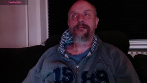 Snapshot of hardmrlazy chatting on September 27, 6:38 pm MrLazy online show from September 27, 6:38 pm