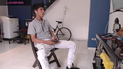 Andres Dean online show from February 12, 9:54 pm