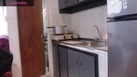 Andres Dean online show from February 17, 11:00 pm